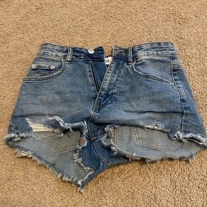 Zara jean shorts sz 0 (xs/sm)